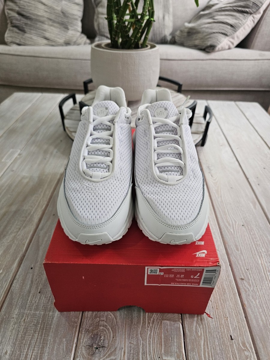 【数々のアワードを受賞】 Nike Air Max Pulse | eBay 靴