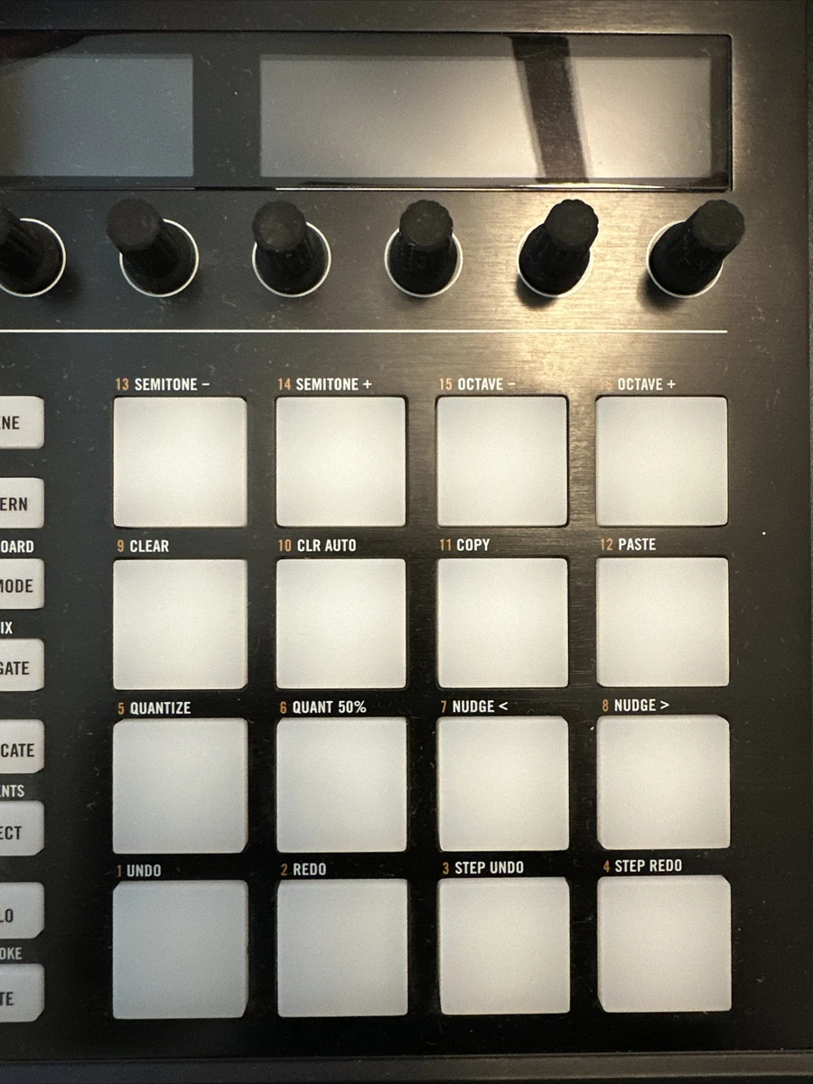 MASCHINE MK2 Black （ソフトウェア無し）