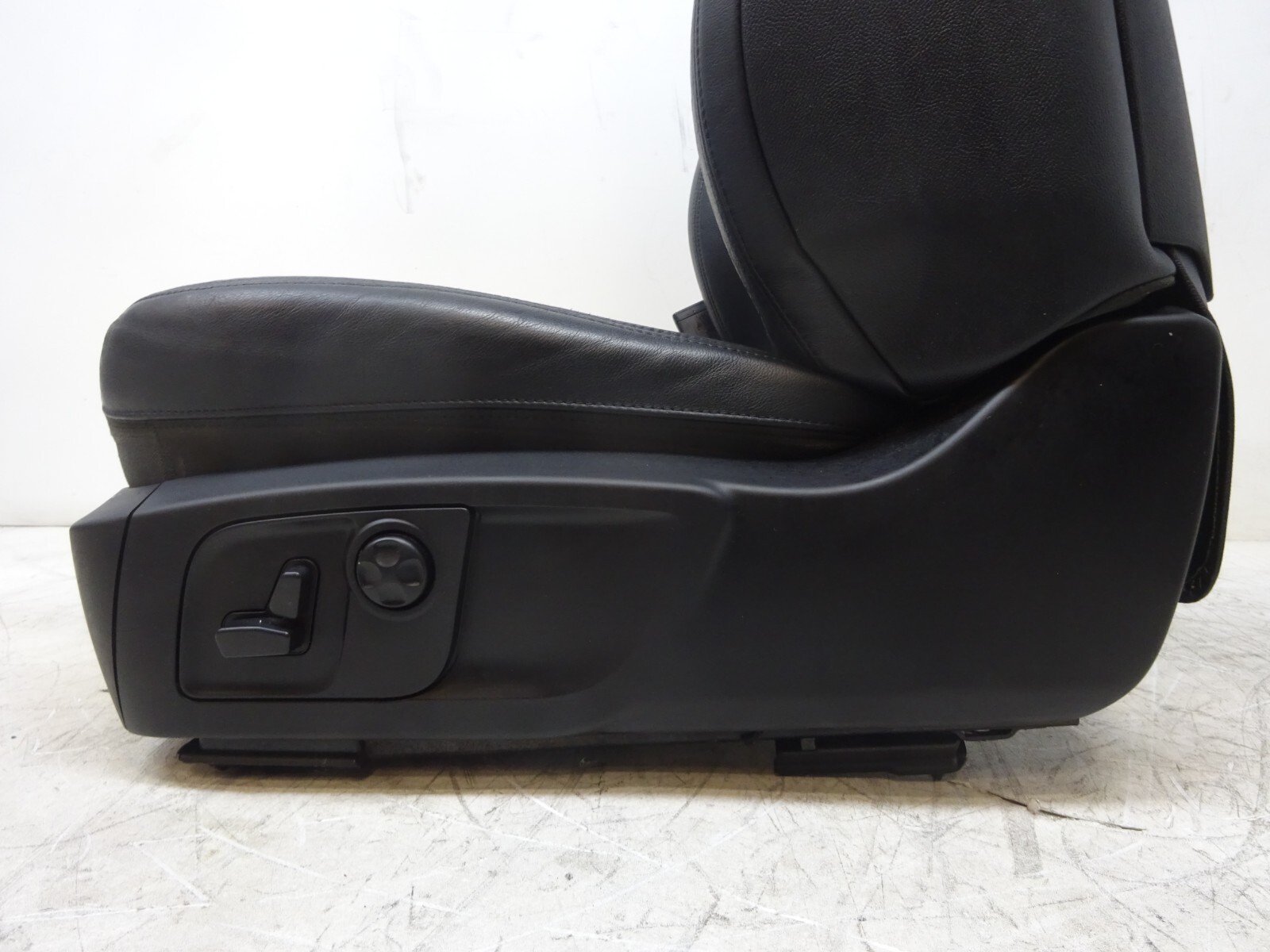 14-17 Maserati Ghibli Front Left Side Complete Seat Assembly Black OEM DE240218