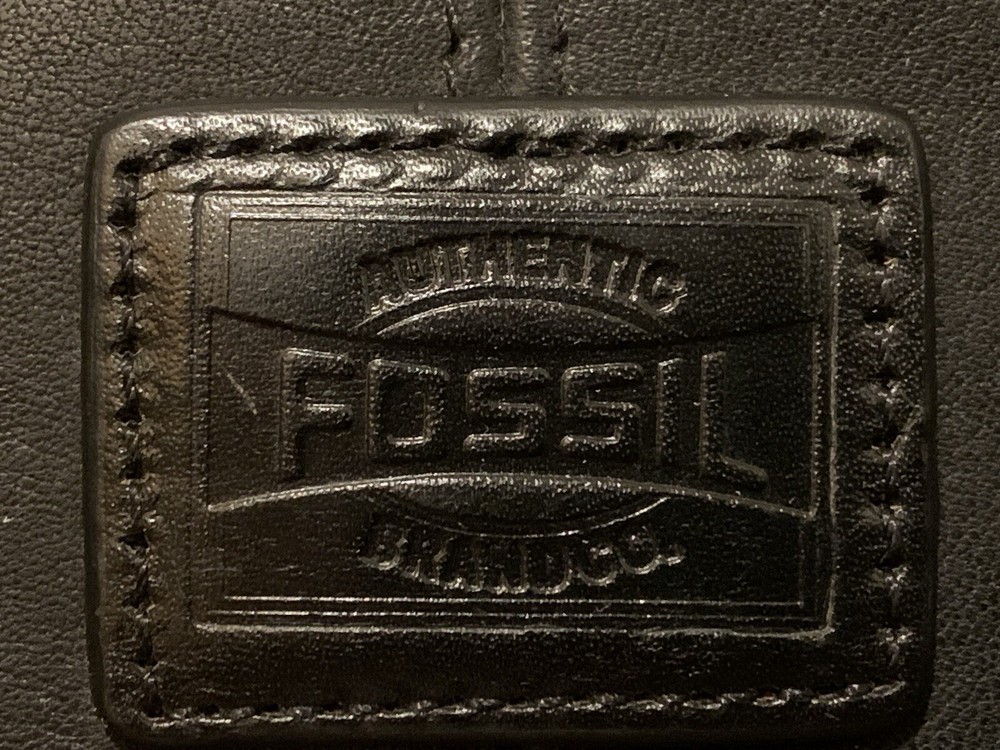 Fossil Black Leather Toiletry Hanging Travel 9.5” X 8.5” Zipped, READ