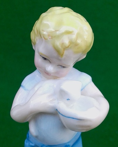 ROYAL WORCESTER - THE WORCESTER CHILDREN SELECTION. - Picture 183 of 235