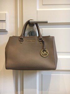 michael kors sutton tasche