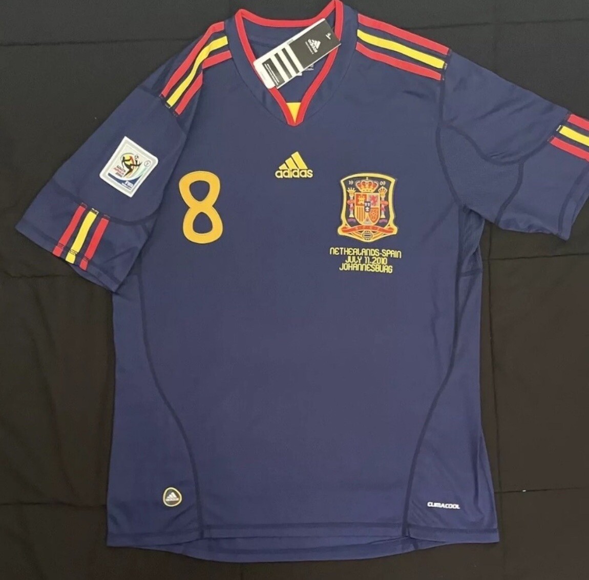 Xavi #8 Spain 2010 Medium Final Jersey Soccer Football Retro Away