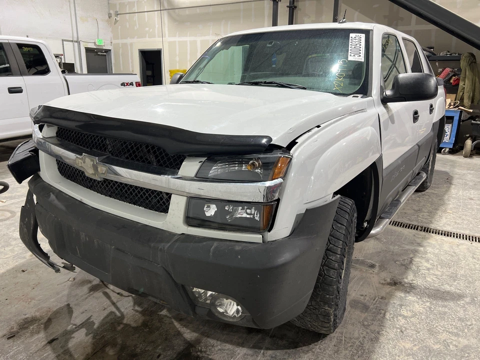 2002 - 2005 Chevy Avalanche 1500 4.10 Ratio Rear Axle 4x4 GT5 Foto 3 de 4