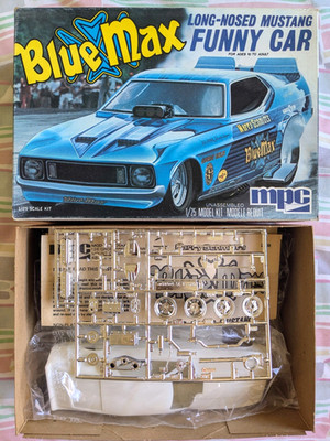 L@@K! VINTAGE MPC 1-2709 BLUE MAX LONG-NOSED MUSTANG FUNNY CAR KIT *SEALED-BAGS!