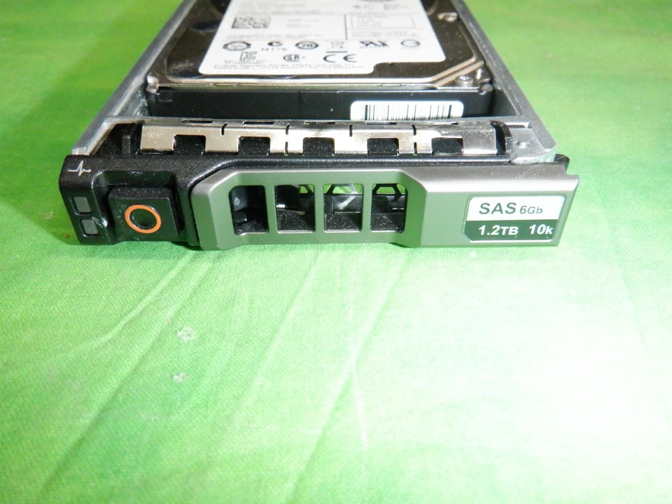 Dell 1.2TB 10K 6G 2.5" SAS 0RMCP3 ST1200MM0007 MCP3 GEN 12 0NTPP3 Caddy Foto 3 de 4