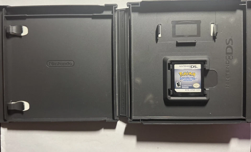 Pokémon: SoulSilver Version - Nintendo DS / Authentic Game Cartridge / Tested  - Image 4 of 4