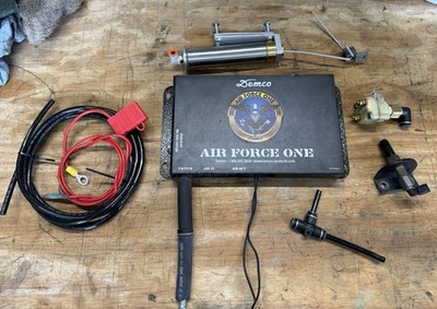 Demco RV 6271 Air Force One RV TOWED CAR BRAKE System,  Used See Description