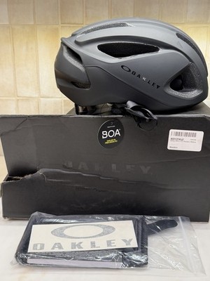 NEW Oakley ARO3 Lite Helmet Blackout Medium M Cycling Road Bike