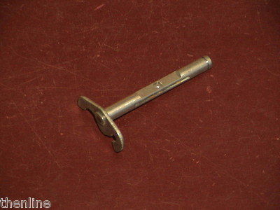 NEW STIHL Chainsaw Carburetor Throttle Shaft w/Lever 024 026  1121-120-7100 T