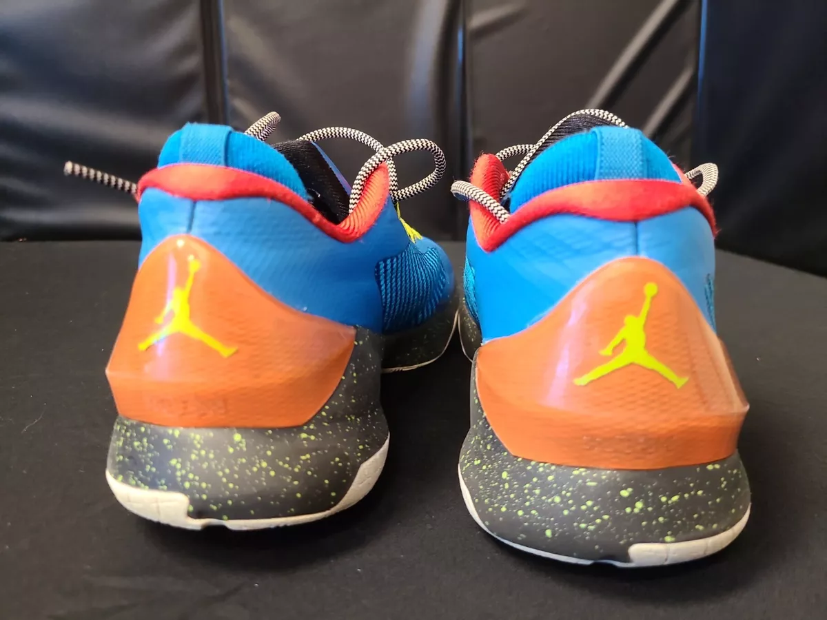 Nike Air Jordan CP3 VIII 8 BG photo bleu orange lectrique 684876 470 taille 5Y