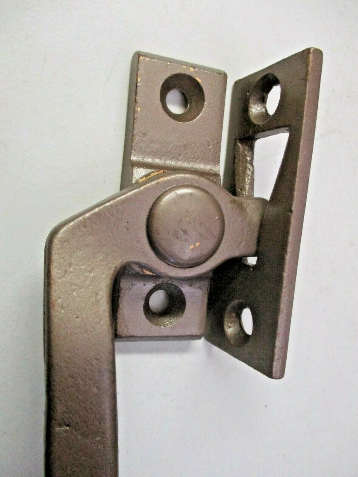 Manija de bloqueo de bronce para ventana abatible de latón macizo 4587S mano izquierda vintage años 50 Foto 3 de 4