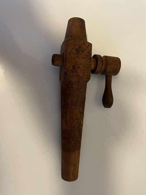 Antique Wooden Spigot Beer Whiskey Wine Barrel Keg Spout Tap. 8 Inch.