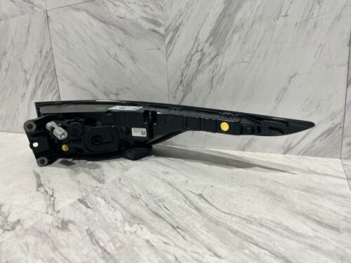 2024 LAND ROVER RANGE ROVER EVOQUE TAILLIGHT OEM LEFT DRIVER SIDE R8D2-13405-B - Picture 6 of 15