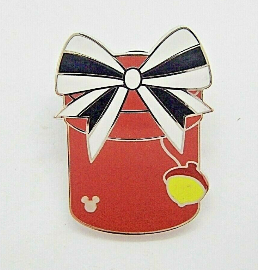 Disney Pin WDW 2019 Hidden Mickey Character Presents - Chip [133494]