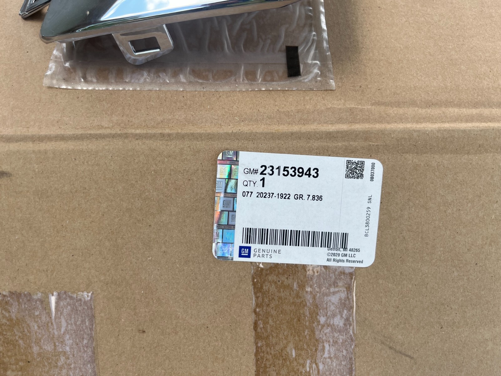 23153943 Fits 1518 Chevy Silverado 2500 2500HD 3500 Front Bumper Skid