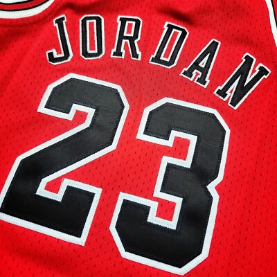 100% Authentic Michael Jordan Mitchell Ness 97 98 Bulls Jersey 4T
