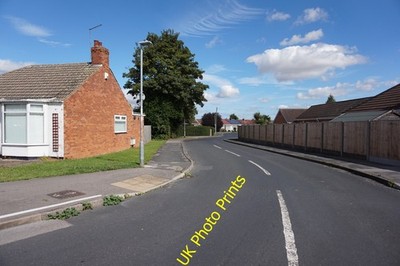 Photo 6x4 Ainslie Road off Thorn Road, Hedon  c2016