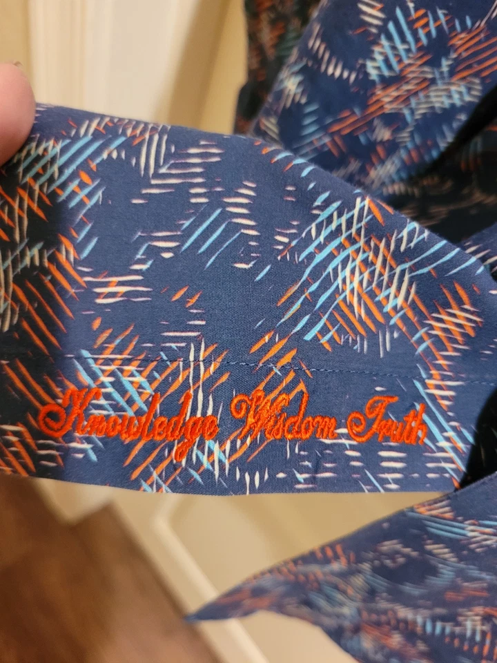 Robert Graham Men's Long Sleeve Medium Shirt Colorful Blue Forward Design - Image 3 of 4