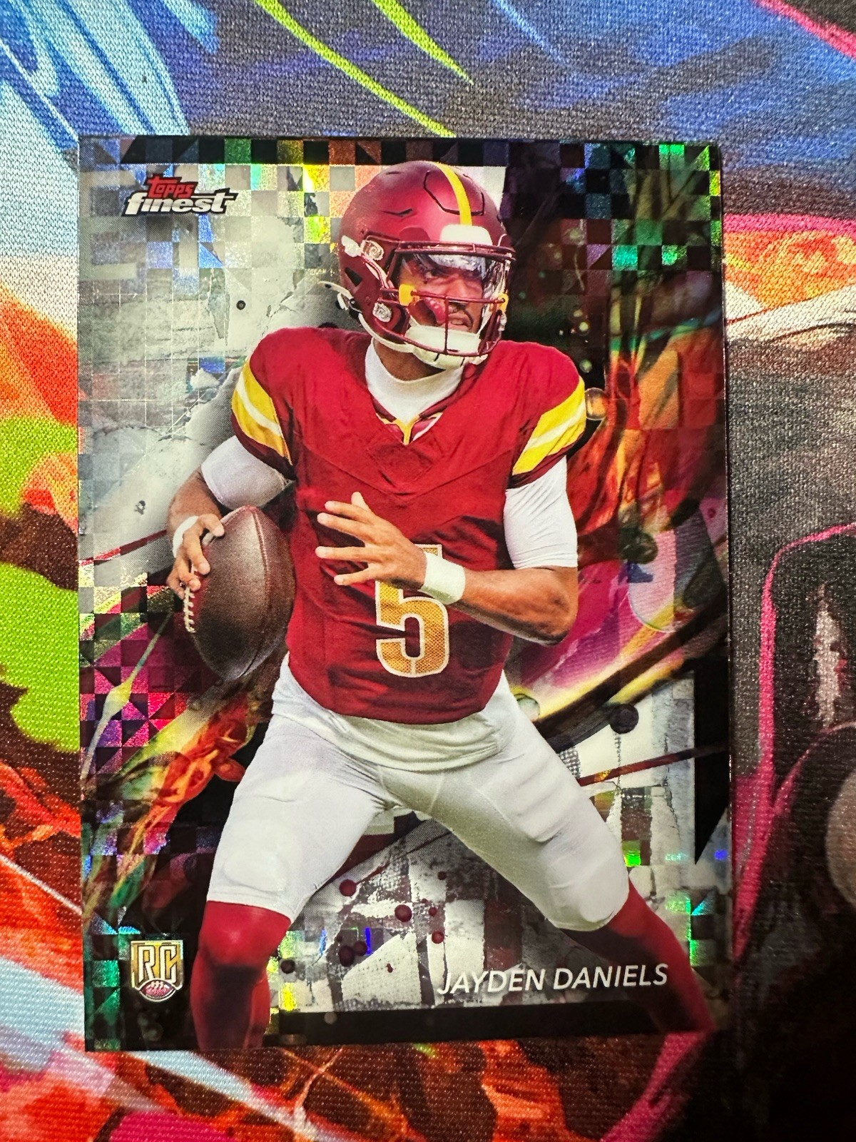 2024 Topps Finest - Common Jayden Daniels #67 Checkerboard Refractor (RC)