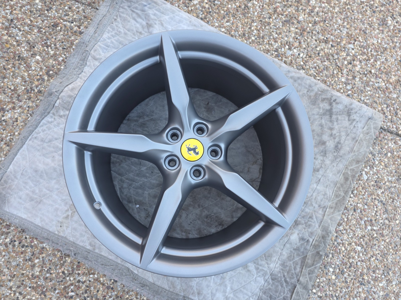 FERRARI 488 & F8 TRIBUTO OEM GENUINE 5 SPOKE 20 WHEEL TIRES TPMS & CAP SET