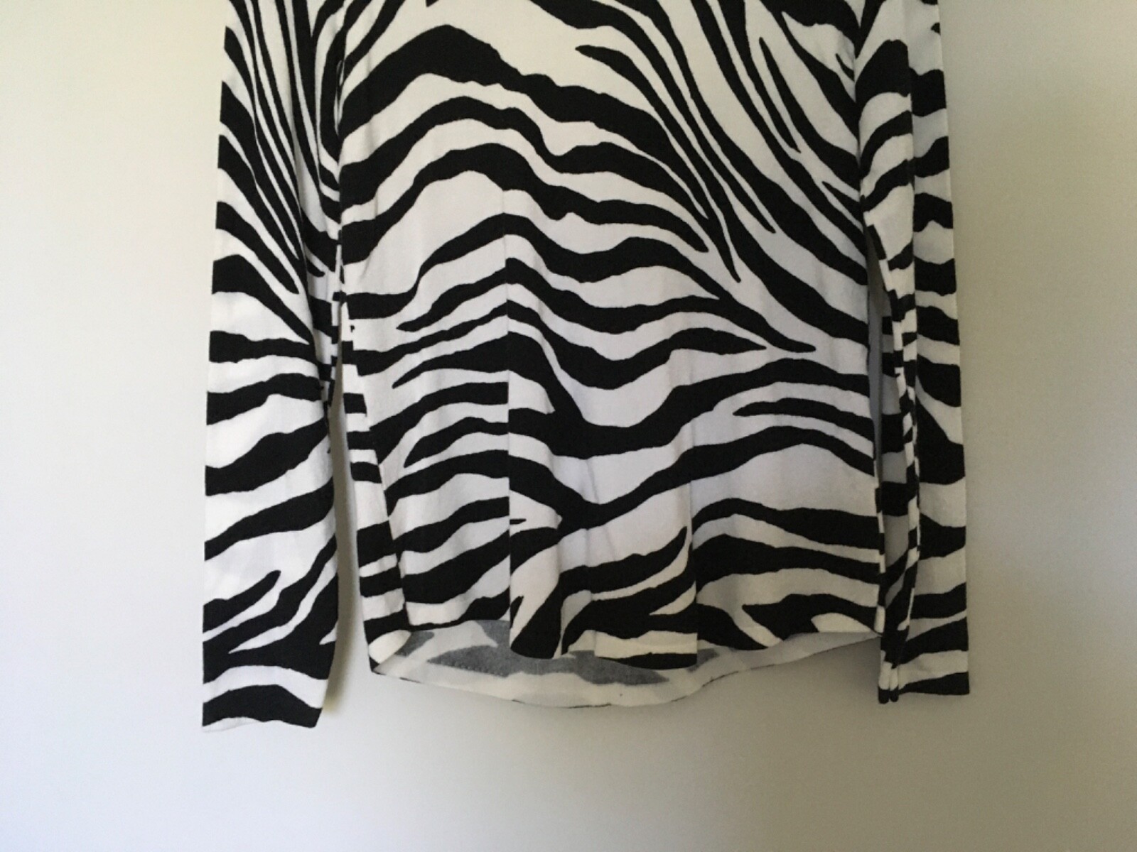 Chico's Zebra Pattern Zip Back Mindy Pullover Swe… - image 4