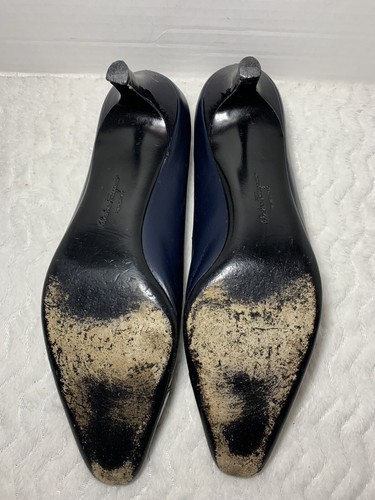 Salvatore Ferragamo Women’s Navy Blue Black Patent Toe Pumps Heels Size 6 B - Picture 10 of 11