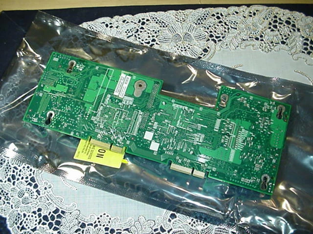 Intel FALSASMP SAS MIDPLANE For SR1500/SR2500 NEW IN BOX! - Image 4 of 4