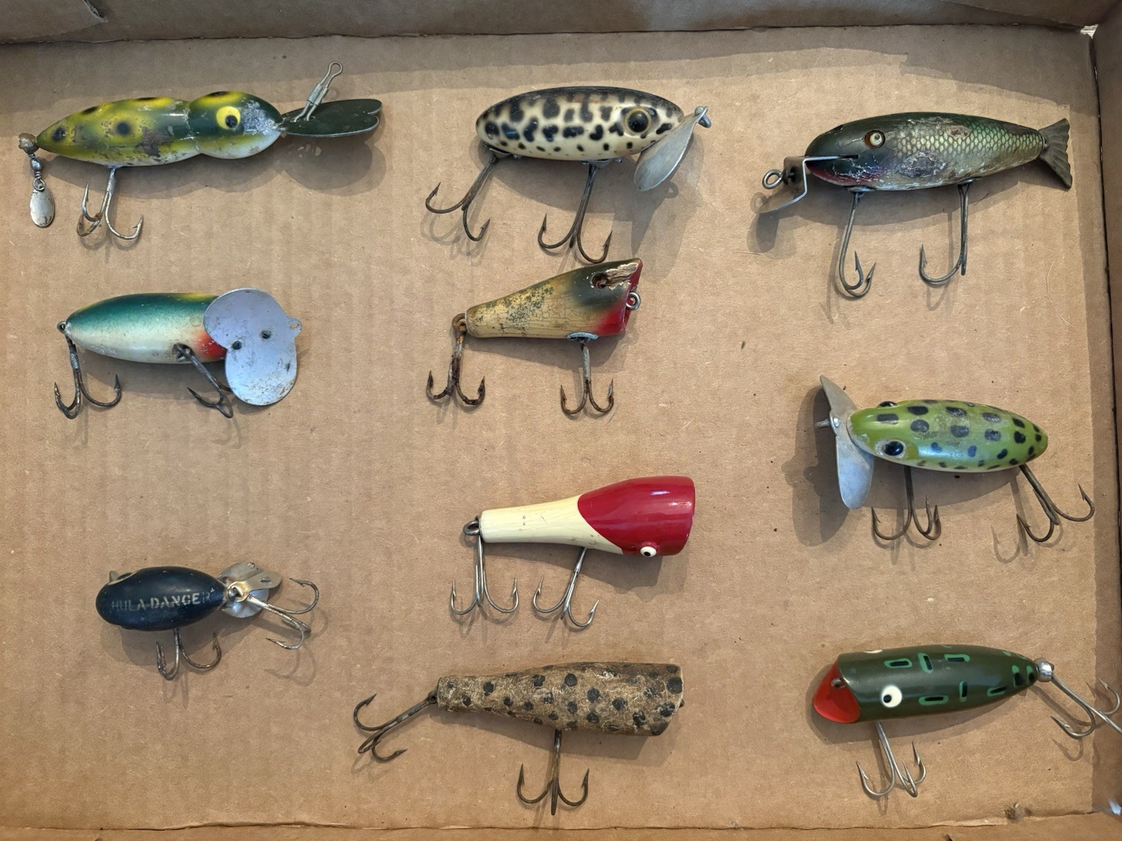 Vintage Fishing Lures Topwater Lures Fresh Water Fishing Variety Of Fishing Lure - Image 2