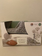 NEW Women's Memory Foam Slippers Gray Fuzzy Cozy House Shoes L/XL Size 9-10