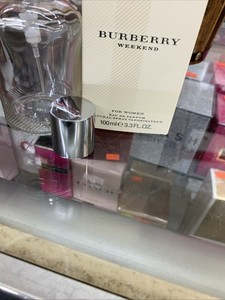 Cap For Burberry Weekend For Women “ CAP ONLY “