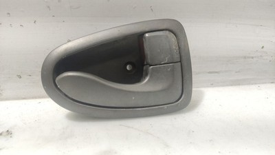 8262025000YN INNERHALB DES VORDEREN RECHTEN GRIFFS / 1933907 FÜR HYUNDAI ACCENT