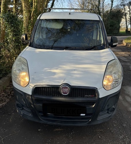 FIAT DOBLO 2010 - 2019 BONNET WHITE ( COULD DO WITH PAINTING )