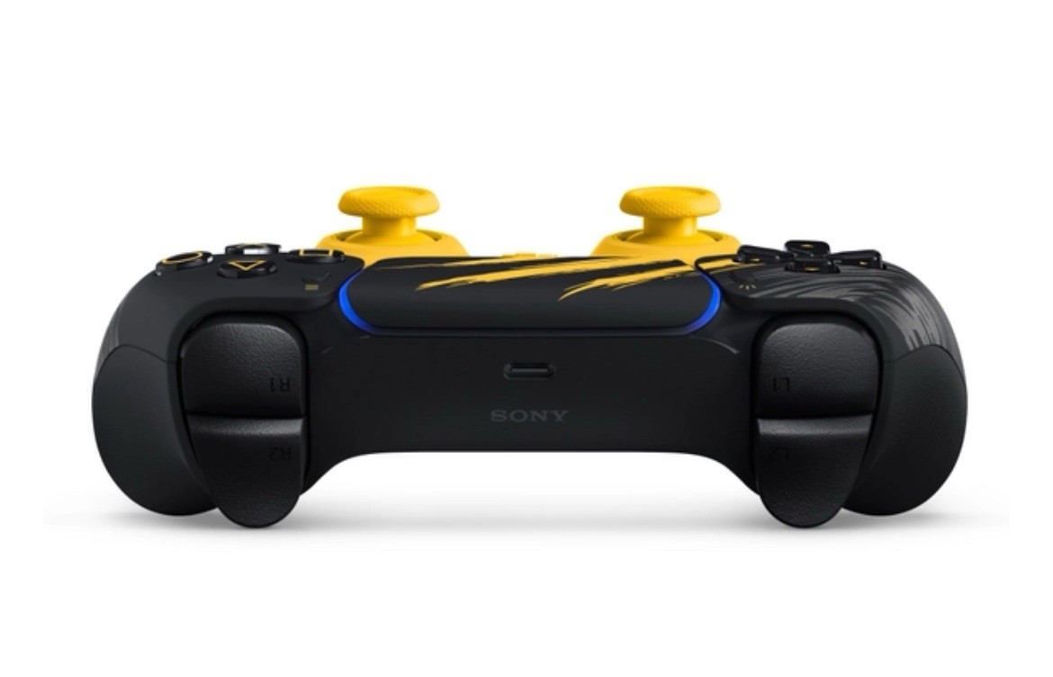 Controller PlayStation 5 - Marvel’s Wolverine Battle Giallo Edizione Limitata foto 4