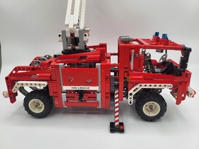 LEGO Technic 8289 Fire Truck &ndash; Appears Complete &ndash; No Box/Instructions &ndash; Clean