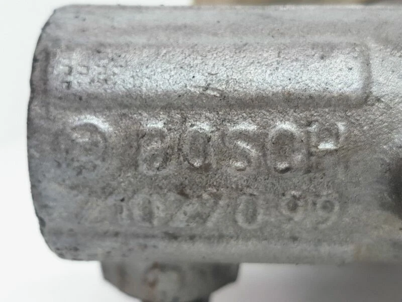 21027099 Cilindro freno principal VOLKSWAGEN GOLF IV BERLINA (1J1) 1997 1146725 Foto 4 de 4