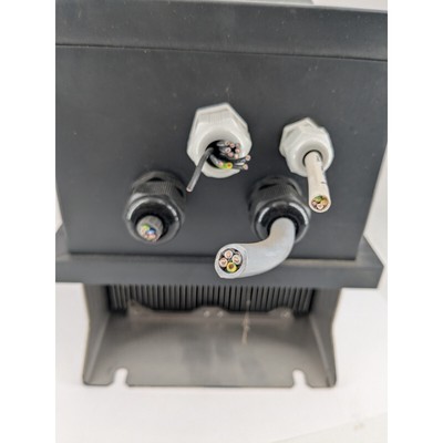 Variateur De Fréquence SERMES E510 IP65 - Référence KE510-2P5-H1FN4S | Reconditionné & Testé Fonctionnel