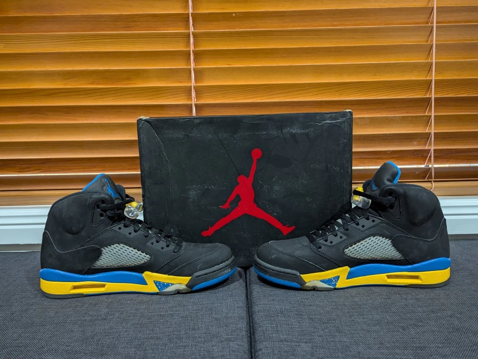 10.5 码 - Air Jordan 5 复古上海申 — 第 2/4 张图片