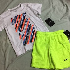 NWT Nike 2-Piece Let T Shirt SB  Logo Nike White Short Volt Size 4