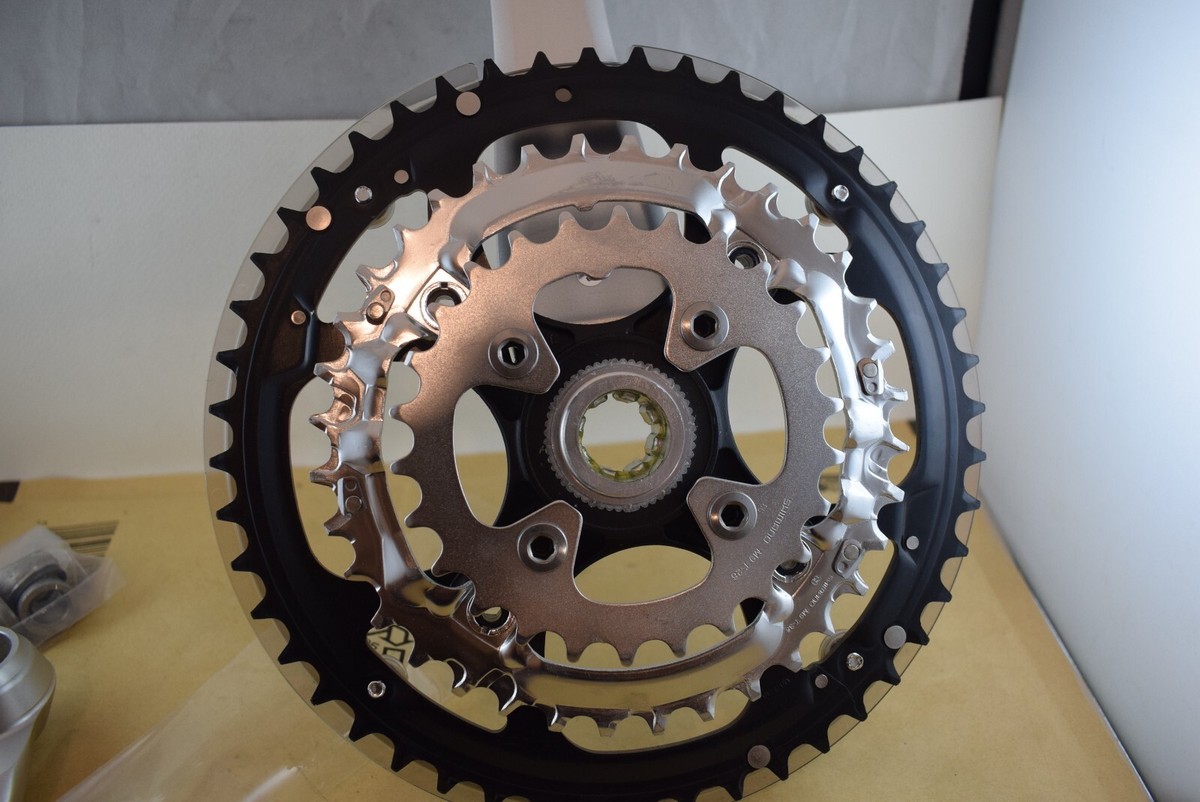 Shimano Deore XT FC-M752 crankset 48/38/26 teeth 175 mm