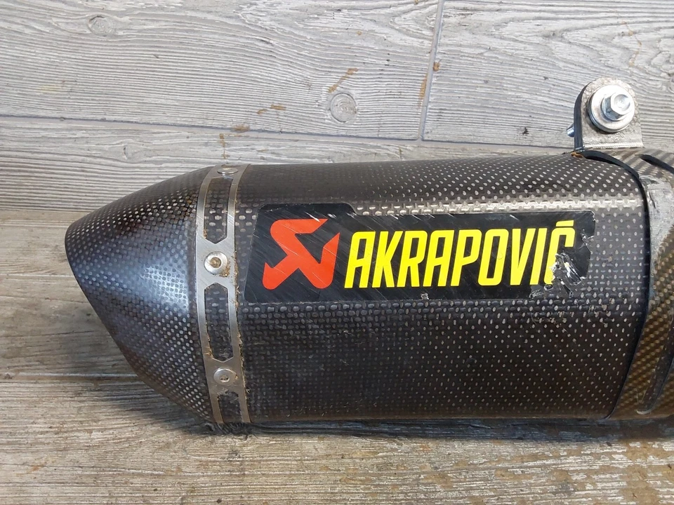 13 13-18 Kawasaki Ninja ZX6R 636 2013 silenciador de escape antideslizante Akrapovic D550 134 Foto 2 de 4