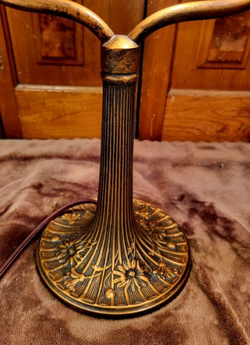 Signed Miller Desk Lamp With Reverse Painted Glass - Picture 3 of 6