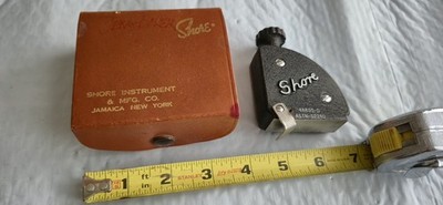 Shore Instruments Durometer Hardness Tester with Original Case. 48895D