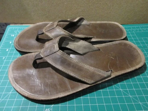 Men's REEF leather flip flop thong sandals, M 10- (P908)