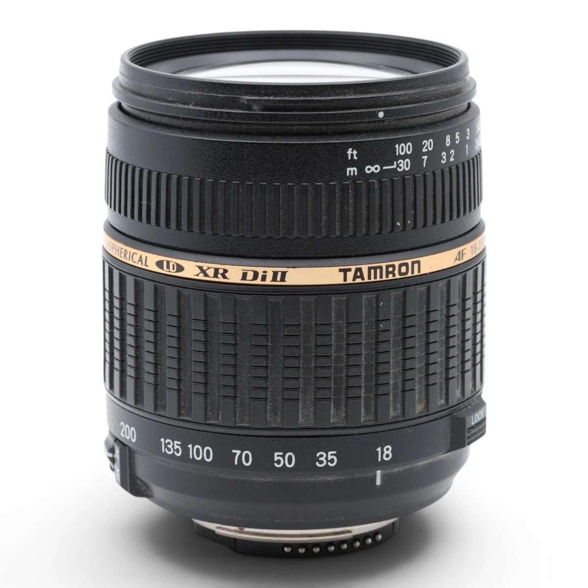 Nikon D200 TAMRON AF 18-200mm F/3.5-6.3 IF MACRO デジタル一眼レフ