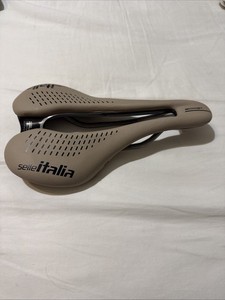 パーツ selle italia SLR Boost Superflow S3 Carbon Fiber Bike Saddle Boost 3D Kit Carbonio Superflow