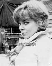 BARBARA BAIN MISSION IMPOSSIBLE   8X10 PHOTO 44