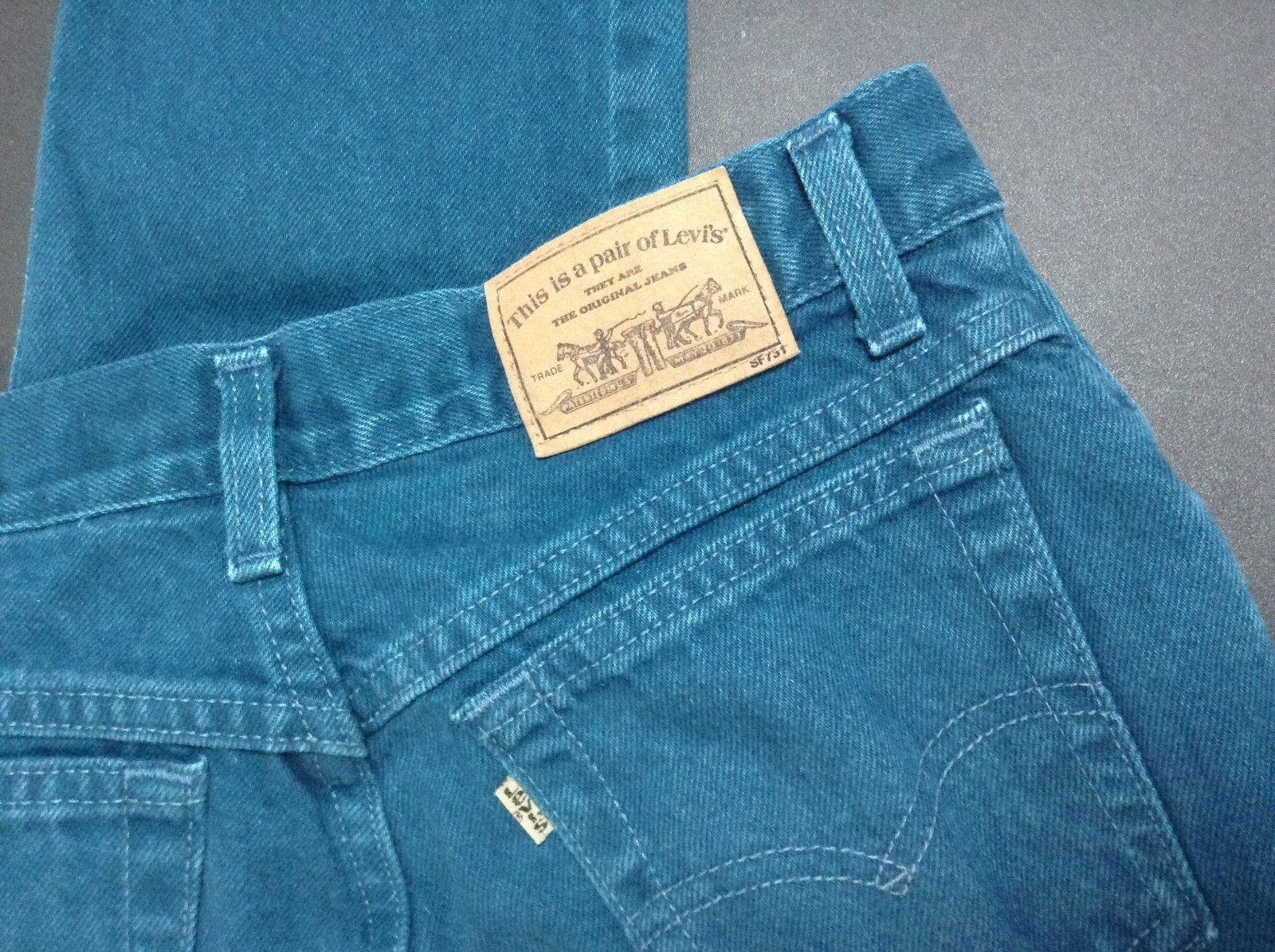 Levi's Women's SZ 11 900 Series Silver Tab Jeans Teal Green 100percent Cotton US Made