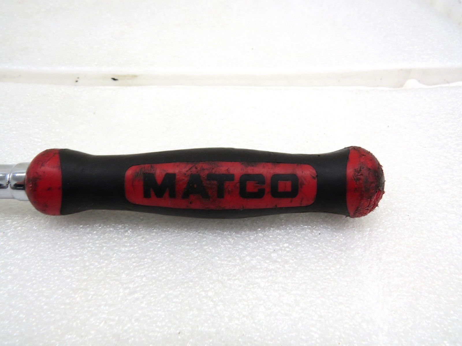 Matco Tools BFR188LFR 18.5" Long 3/8" Drive Locking Flex Head Ratchet Red