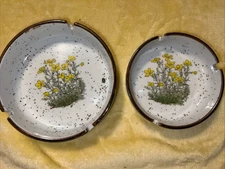 VTG SET Of 2 Matching Ashtrays Counterpoint Pottery Floral Nesting Speckled Art